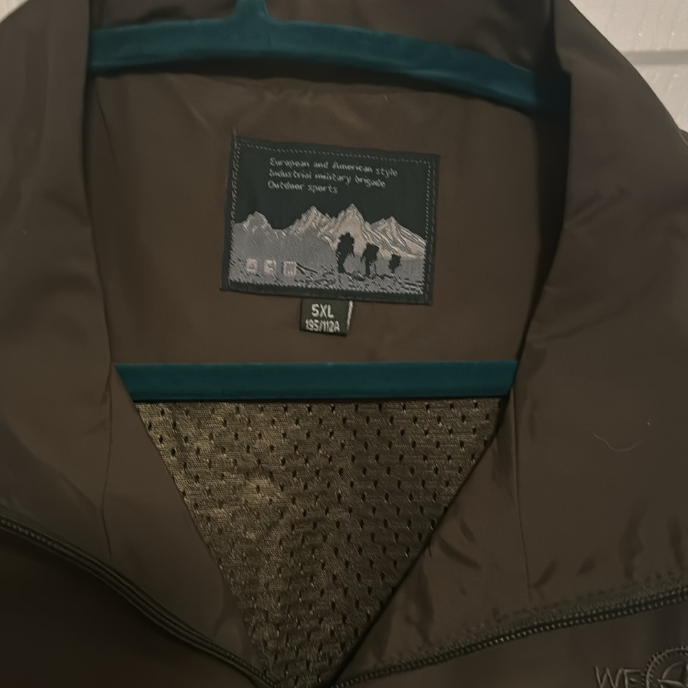 WFEI VEST - Picture 3 of 6